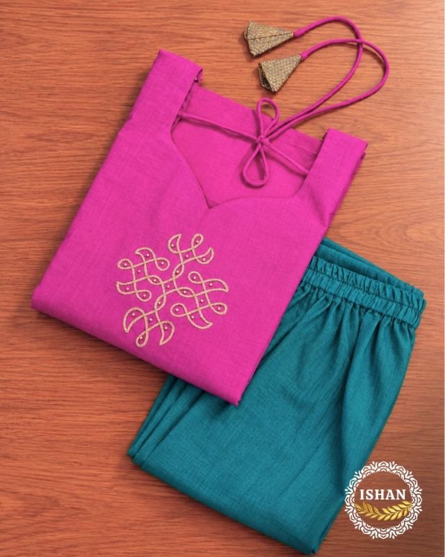 Mangalagiri Cotton with Aari Kolam Work
